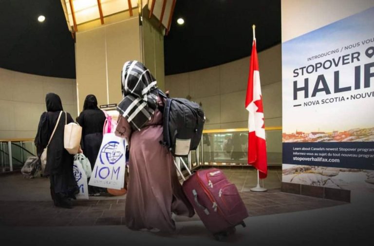 رسیدن ۲۶۷پناهجوی افغانستانی به شهر هالیفاکس کانادا