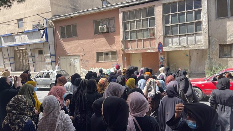 The Taliban Arrest a Number of Women Protesters