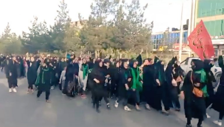 راهپیمایی اعتراضی زنان و دختران هزاره و اهل تشیع