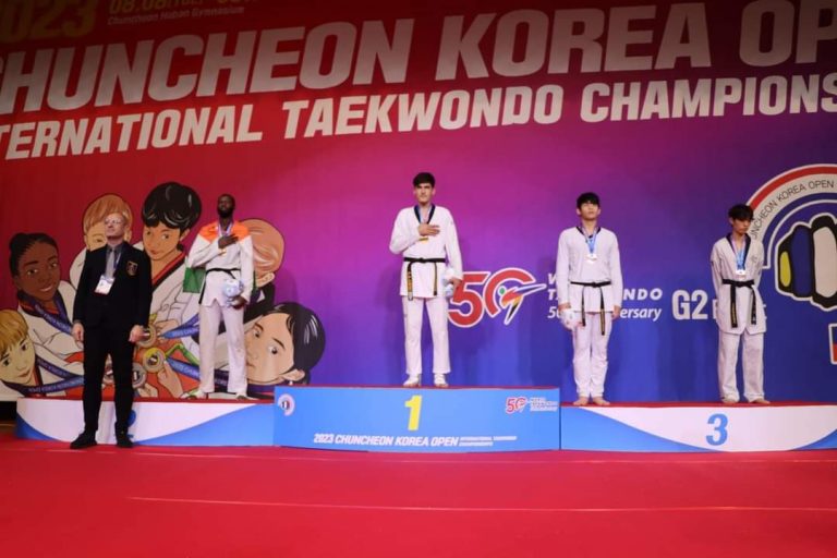 علیاکبر امیری، تکواندو کار هزاره موفق کسب مدال طلا شد