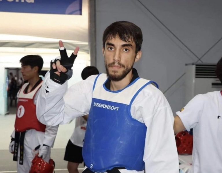 محسن رضایی تکواندوکار هزاره صاحب مدال طلای جهانشد