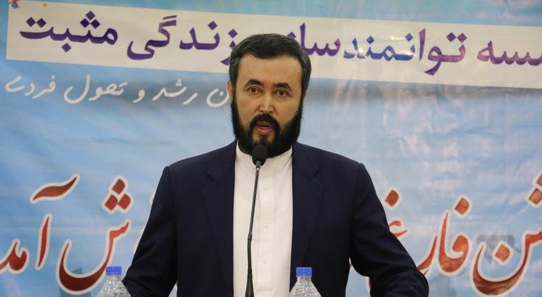 معین وزارت اقتصاد طالبان: در ۲۰ سال گذشته سیاست خارجی افغانستان از سوی دیگران تعیین میشد