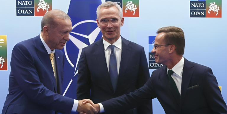 سویدن منتظر تصویب عضویت ناتو از سوی ترکیه است