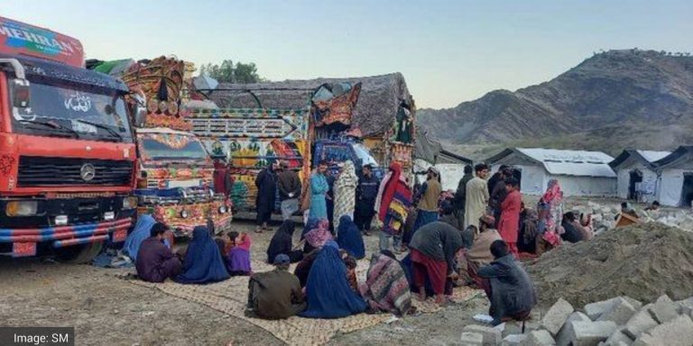 اخراج بیش از ۱۵۰۰ پناهجوی افغانستانی از پاکستان