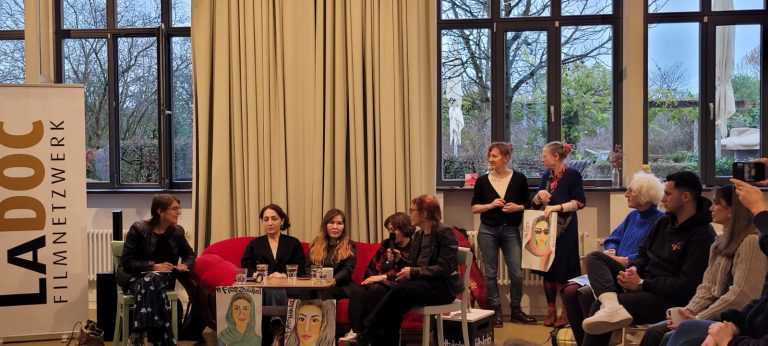 به مناسبت روز جهانی حقوق بشر دو فیلم مرتبط با وضعیت زنان افغانستان در کلن آلمان به نمایش گذاشته شد