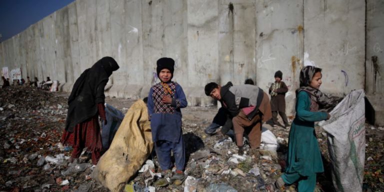 یونسیف: آمار افراد نیازمند به کمکهای بشردوستانه در افغانستان رو به افزایش است