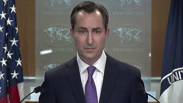 وزارت خارجه آمریکا دست داشتن این کشور و اسراییل را در بمب گذاری استان کرمان ایران رد کرد